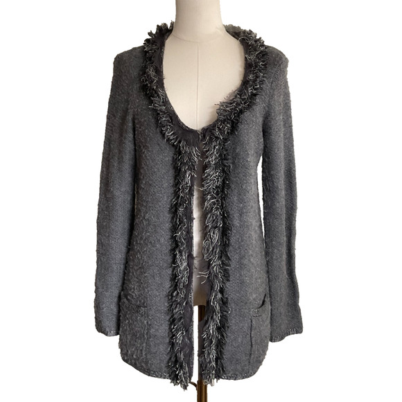 Elie Tahari Women's Sweater Size Small Gray Textured Knit with Fringe Trim - Picture 1 of 9